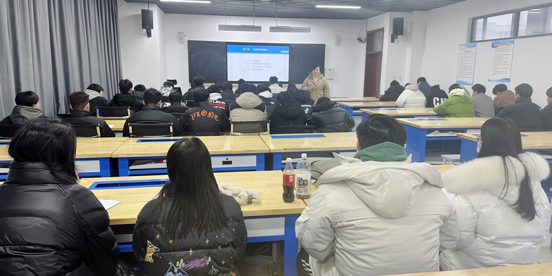 淮南技校举办新进教师、青年党员和团员教师培训